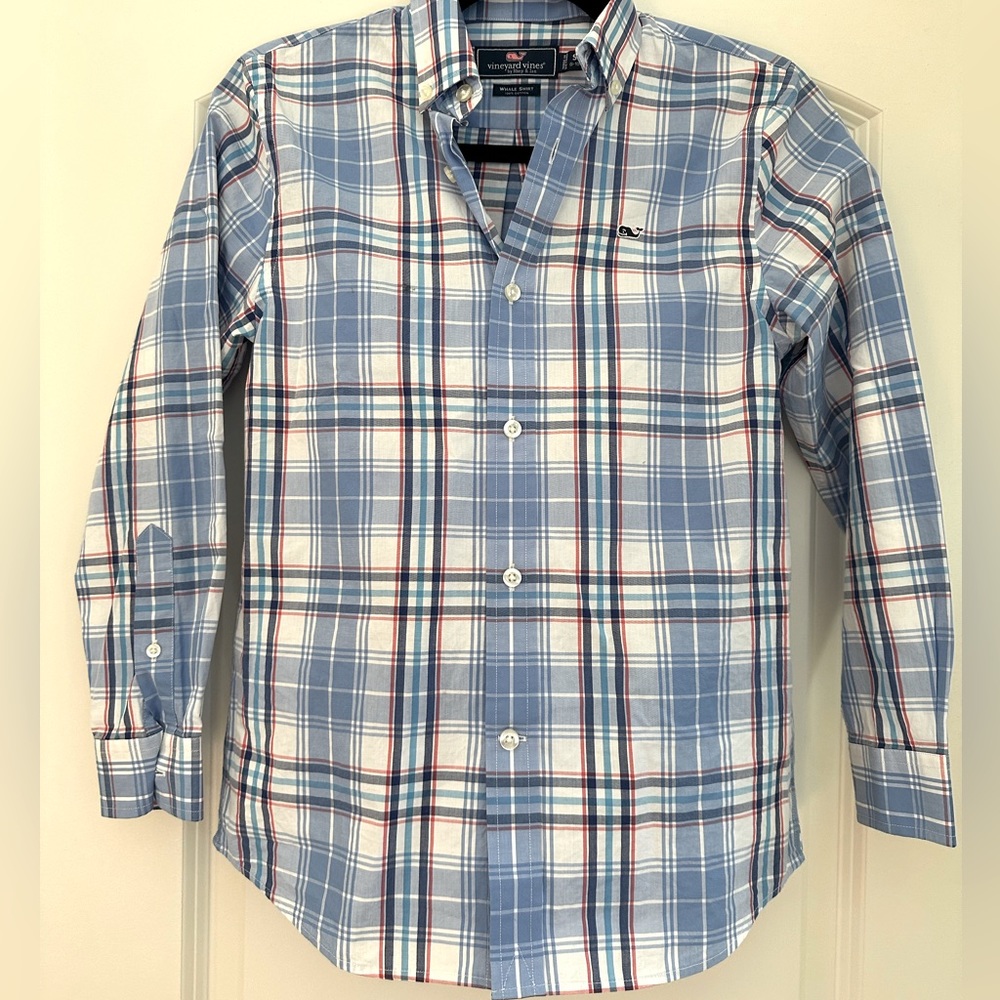 Boys Vinyard Vines shirt